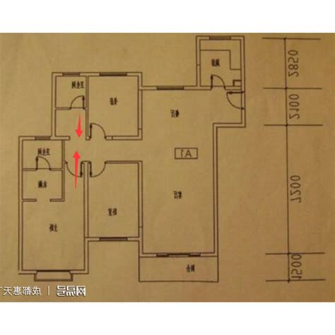 套房有兩個門|風水口訣．一家不可開二門, 風水